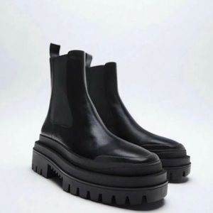 Zara Sleek Black Platform Chelsea Boots